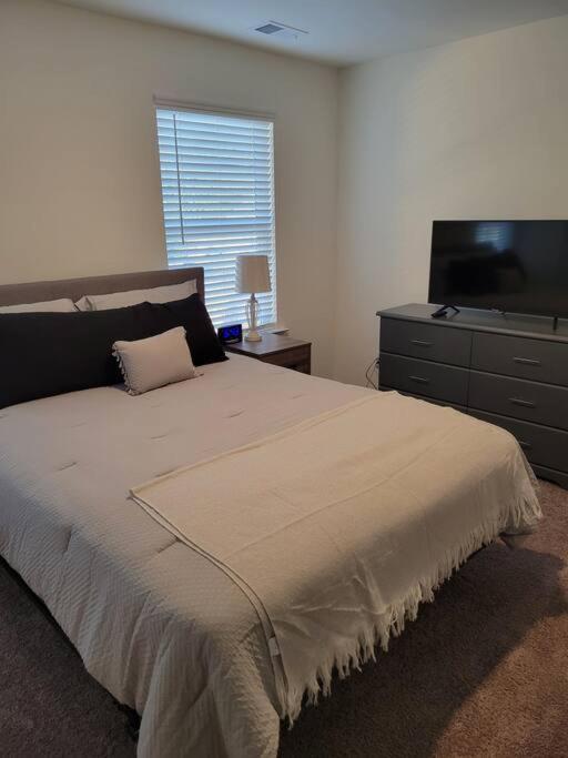 Sc 3755 New 2 Bedroom Townhouse Ft Jackson & Usc Columbia Exterior foto